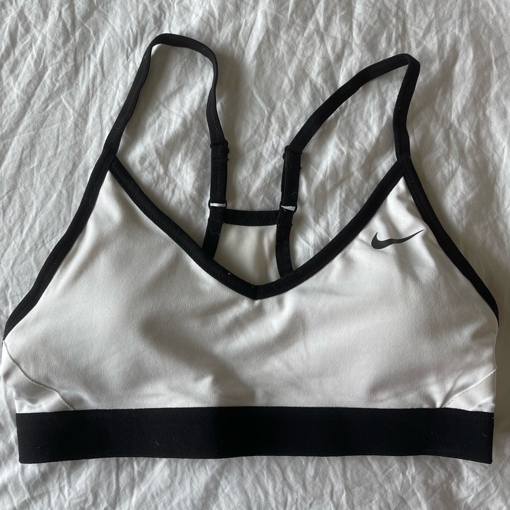 Nike Womens sports bra